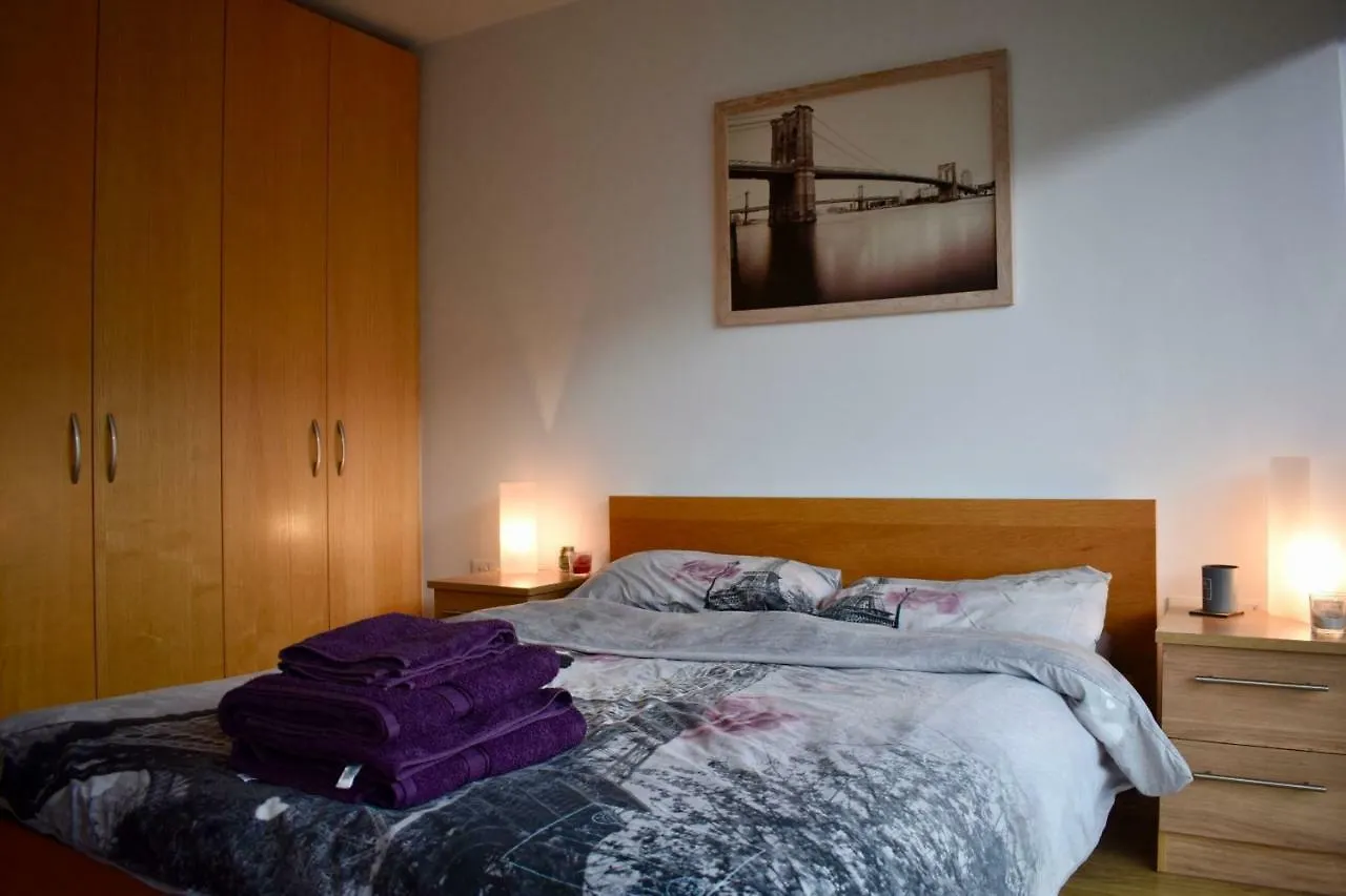 Bright 2 Bedrooms Apartment Near The 3 Arena Δουβλίνο